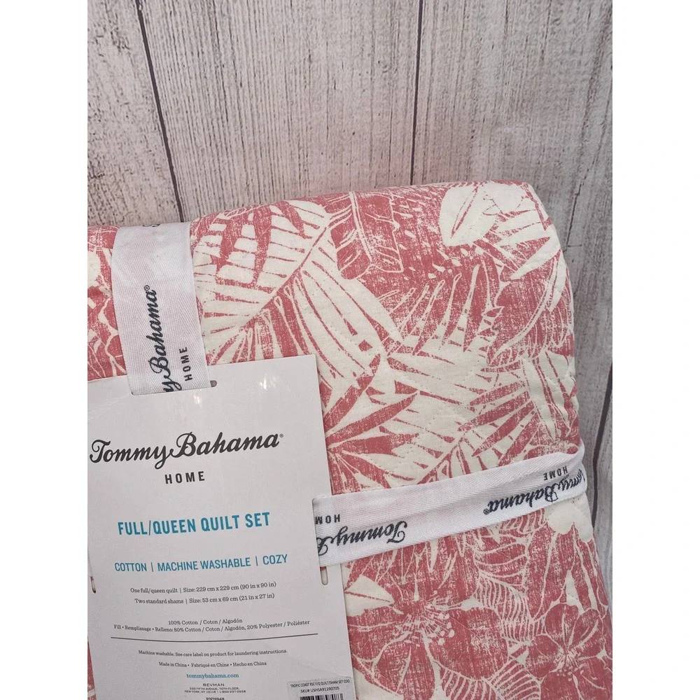 Tommy Bahama Quilt Set Full/Queen Coral White Tropical Floral Coastal Reversible